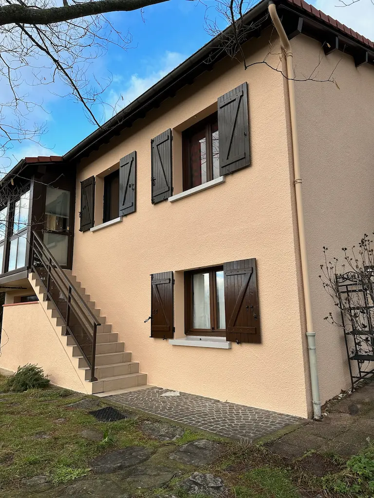 Ravalement peinture type D3 + reprise fissures